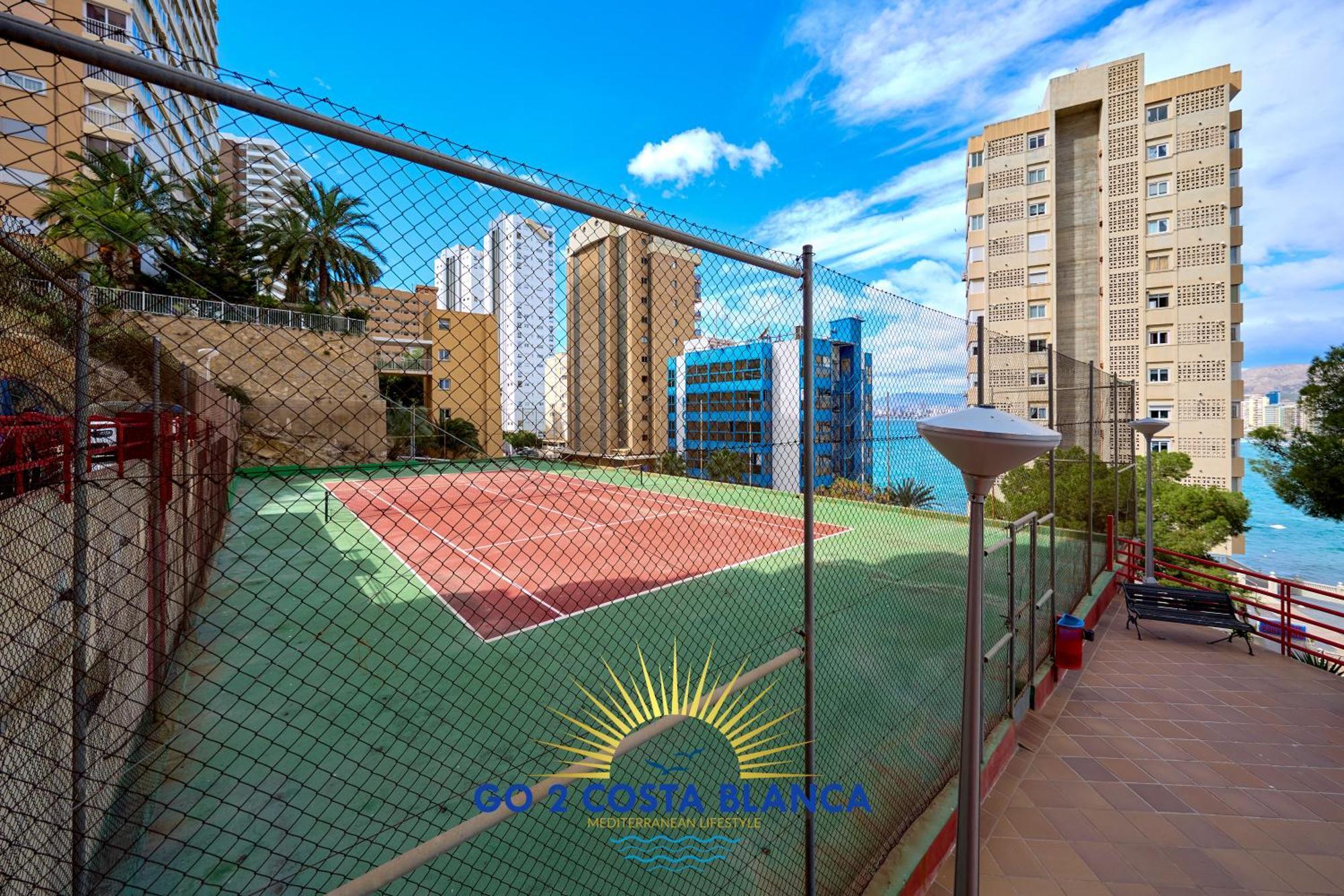Doro Seaview Apartment بينايدورم المظهر الخارجي الصورة