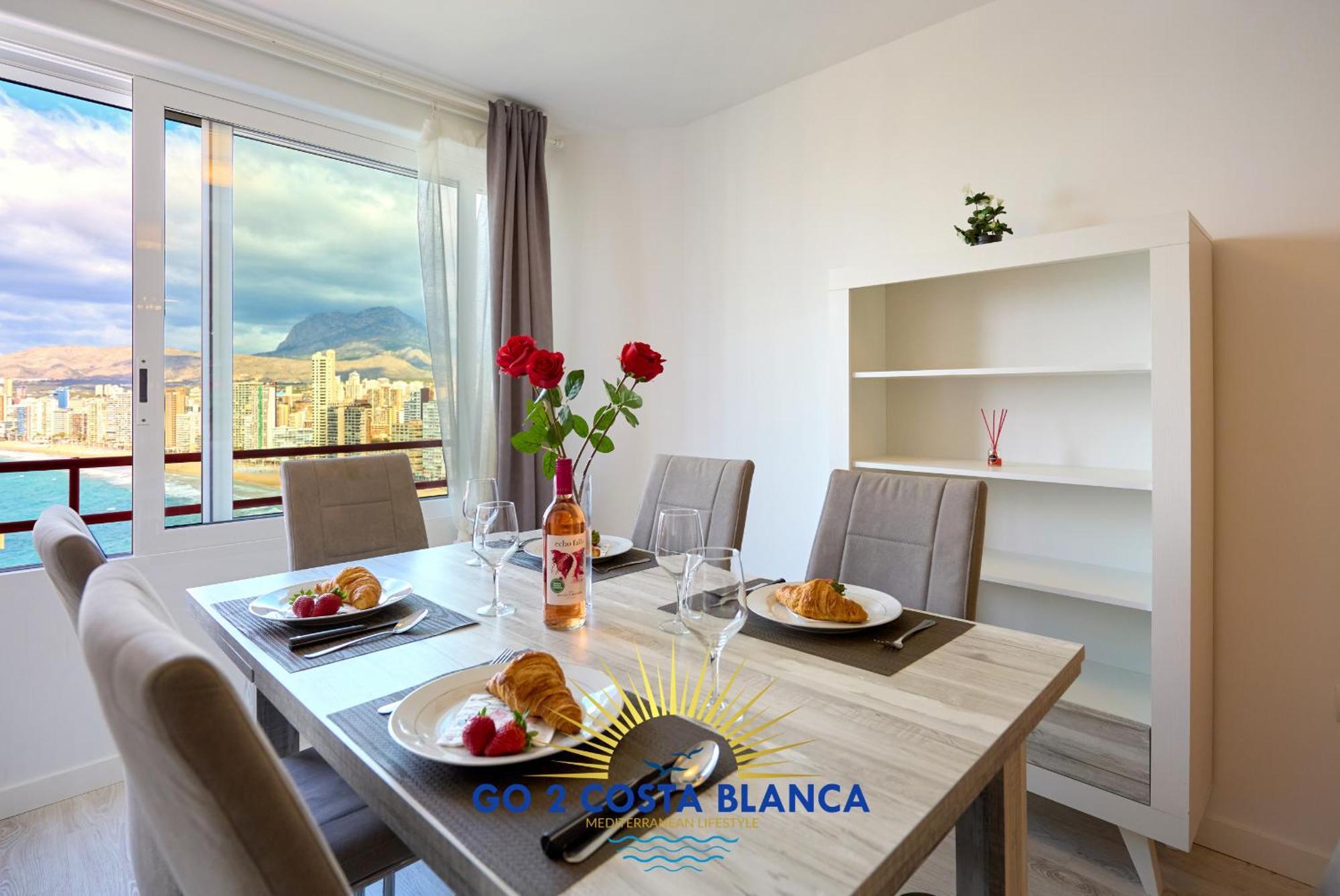 Doro Seaview Apartment بينايدورم المظهر الخارجي الصورة