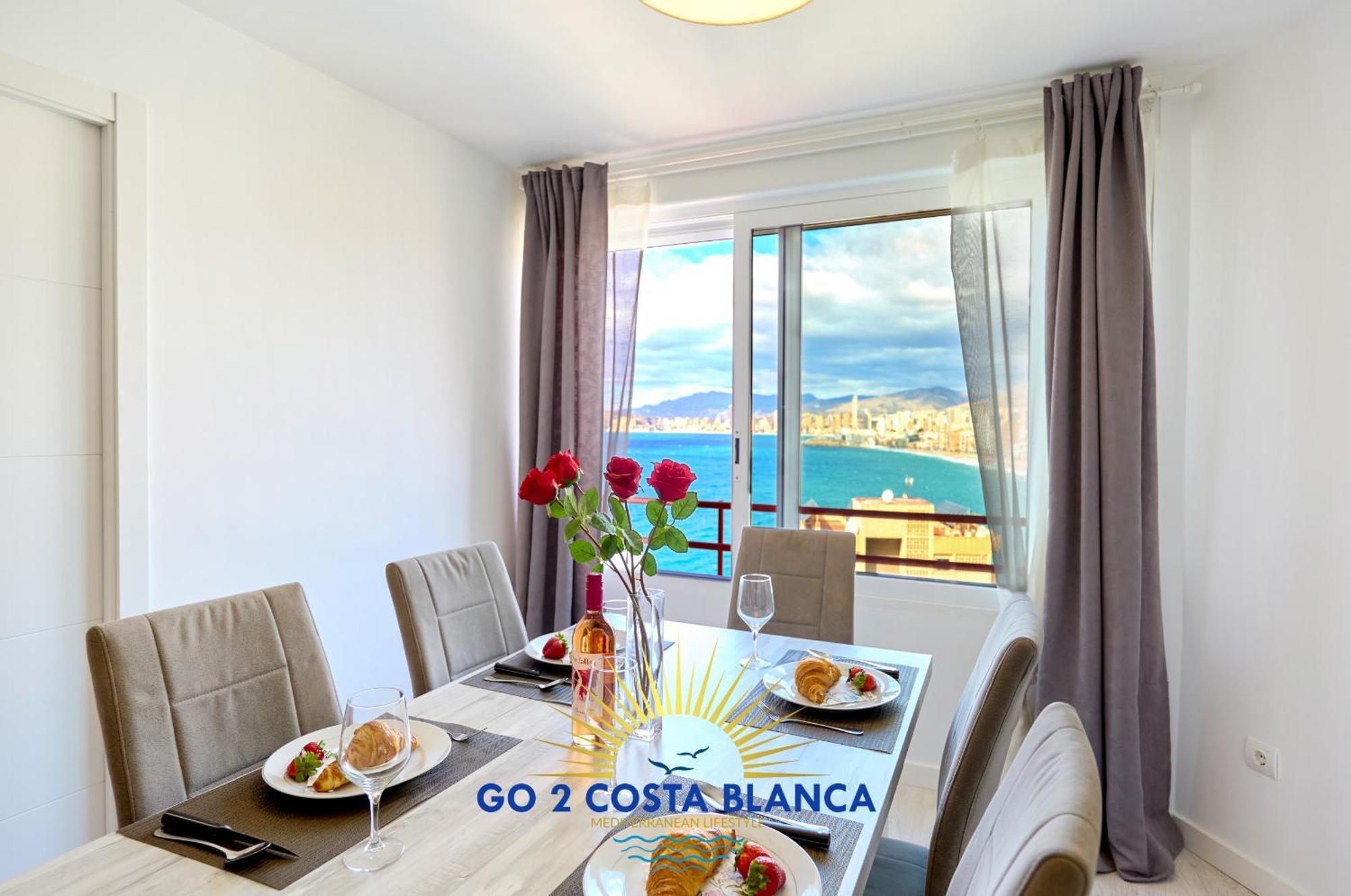 Doro Seaview Apartment بينايدورم المظهر الخارجي الصورة